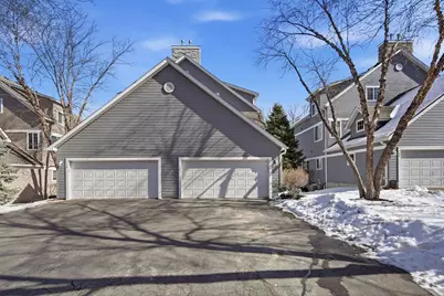 138 Willoughby Way W, Hopkins, MN 55305 - Photo 31