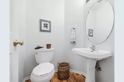 138 Willoughby Way W, Hopkins, MN 55305 - Photo 19