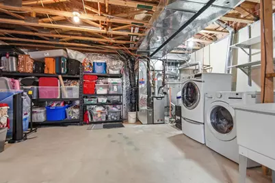 138 Willoughby Way W, Hopkins, MN 55305 - Photo 29