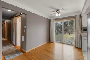 807 Rose Pl, Roseville, MN 55113 - Photo 13