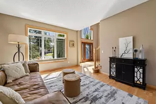 6620 S Saunders Lake Dr, Minnetrista, MN 55364 - Photo 9