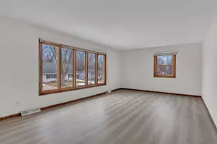 1609 7 1/2 Street SW, Willmar, MN 56201 - Photo 7