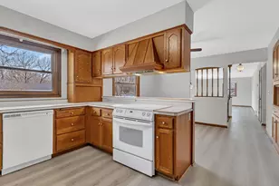 1609 7 1/2 Street SW, Willmar, MN 56201 - Photo 11