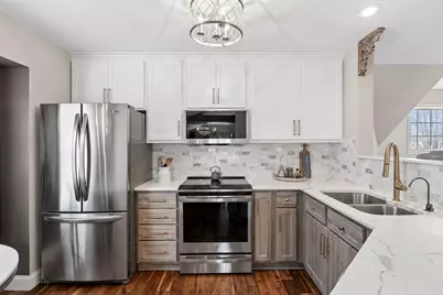 18913 96th Avenue N, Maple Grove, MN 55311 - Photo 3