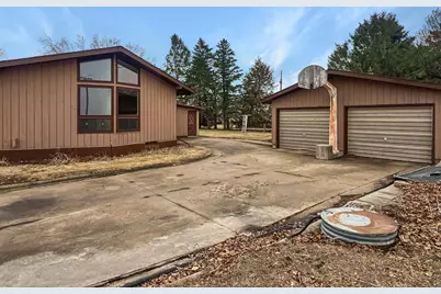 511 Guide Street N, Welcome, MN 56181 - Photo 3