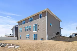 1901 Aztec Ave, Shakopee, MN 55379 - Photo 31