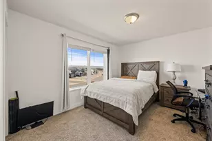 1901 Aztec Ave, Shakopee, MN 55379 - Photo 23