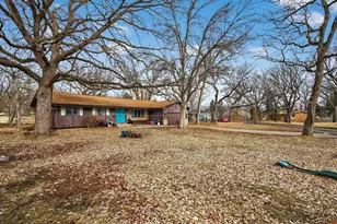 8436 Palm St NW, Coon Rapids, MN 55433 - Photo 39