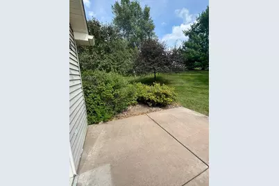 572 Williamsburg Place, New Richmond, WI 54017 - Photo 3