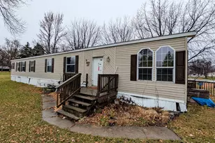 304 2nd St E, Herman, MN 56248 - Photo 1