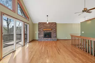 5088 Wild Canyon Dr, Woodbury, MN 55129 - Photo 5