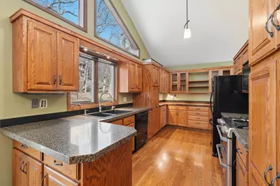 5088 Wild Canyon Drive, Woodbury, MN 55129 - Photo 7