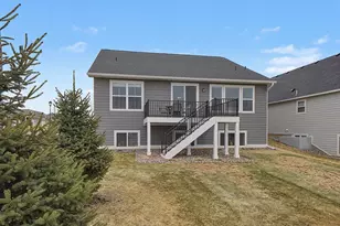 17917 Gresford Ln, Lakeville, MN 55044 - Photo 27