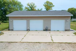 3030 60th St SW, Montevideo, MN 56265 - Photo 25