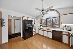 2105 Lincoln St S, Northfield, MN 55057 - Photo 3