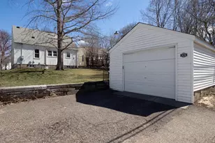 3036 Nevada Ave S, Saint Louis Park, MN 55426 - Photo 5