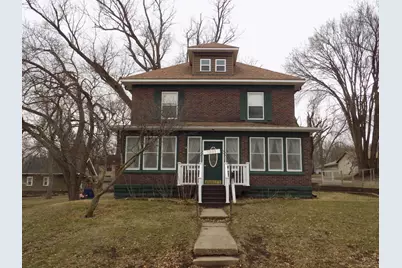 1009 South Street, Jackson, MN 56143 - Photo 1