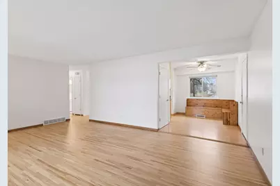 8420 Meadow Lake Road E, New Hope, MN 55428 - Photo 7