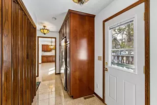 205 Hillcrest Ct, Burnsville, MN 55337 - Photo 25