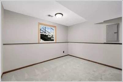 8501 Zanzibar Lane N, Maple Grove, MN 55311 - Photo 33