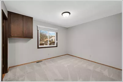 8501 Zanzibar Lane N, Maple Grove, MN 55311 - Photo 21