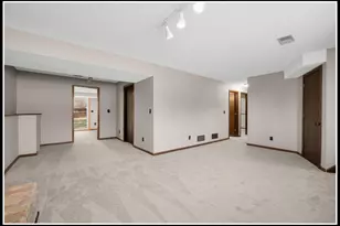 8501 Zanzibar Ln N, Maple Grove, MN 55311 - Photo 27