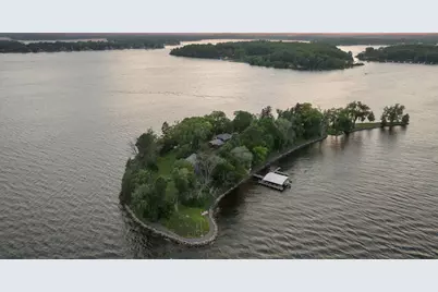 1000 Gale Island, Shorewood, MN 55331 - Photo 1