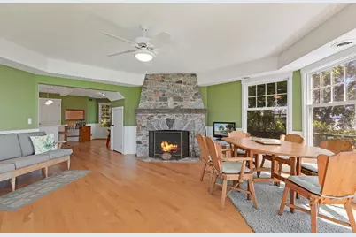 1000 Gale Island, Shorewood, MN 55331 - Photo 9