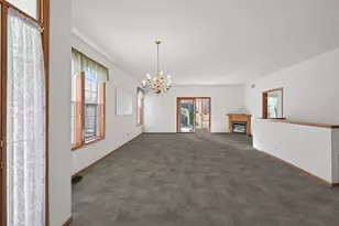 442 Meadowood Ln, Burnsville, MN 55337 - Photo 5