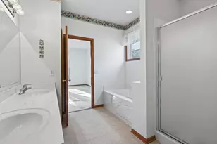 442 Meadowood Ln, Burnsville, MN 55337 - Photo 19