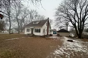 320 S Mccornell Ave, Parkers Prairie, MN 56361 - Photo 5