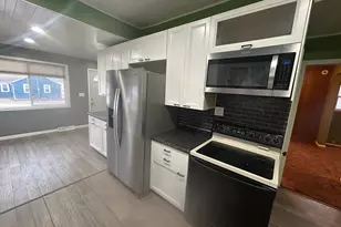 320 S Mccornell Ave, Parkers Prairie, MN 56361 - Photo 11