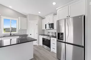 706 Margaret Ln NE, Isanti, MN 55040 - Photo 11