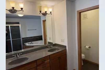 2526 Waterfall Way NW, Prior Lake, MN 55372 - Photo 11