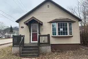 227 E 10th St, Winona, MN 55987 - Photo 1