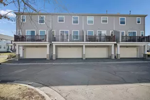 2062 Wellens St, Chaska, MN 55318 - Photo 25