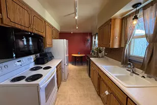 1838 Forest St, Hastings, MN 55033 - Photo 5