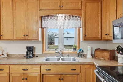 210 Carroll Court, Paynesville, MN 56362 - Photo 5