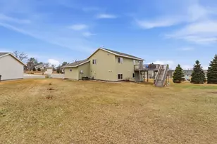 210 Carroll Ct, Paynesville, MN 56362 - Photo 27