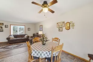 210 Carroll Ct, Paynesville, MN 56362 - Photo 7