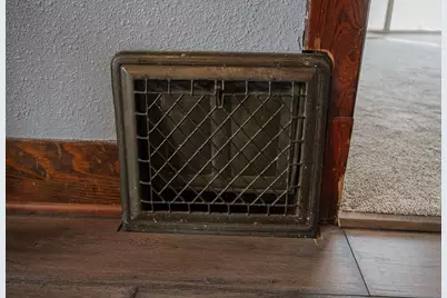 251 Apple Street W, Trimont, MN 56176 - Photo 9