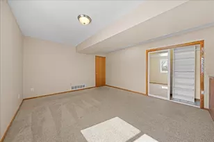 6535 Upper 14th Street N, Oakdale, MN 55128 - Photo 39