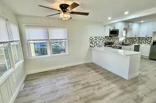 1107 10th St NW, Austin, MN 55912 - Photo 5