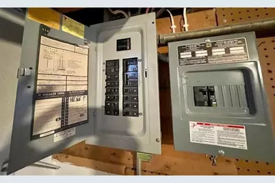 1107 10th Street NW, Austin, MN 55912 - Photo 37