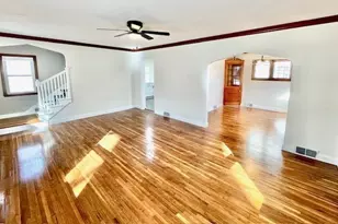 1107 10th St NW, Austin, MN 55912 - Photo 7