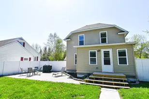 720 Arnold Ave N, Thief River Falls, MN 56701 - Photo 39