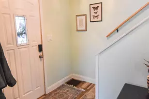 720 Arnold Ave N, Thief River Falls, MN 56701 - Photo 3