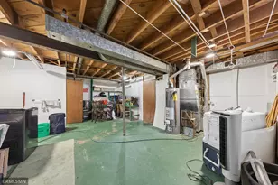 8238 Oakland Ave S, Bloomington, MN 55420 - Photo 23