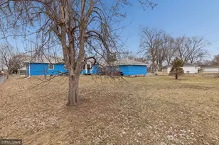 8238 Oakland Ave S, Bloomington, MN 55420 - Photo 25