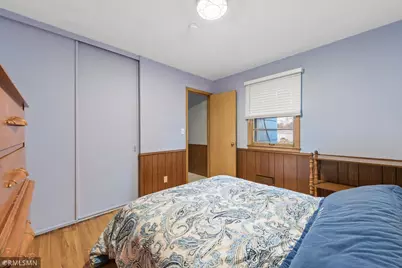 8238 Oakland Avenue S, Bloomington, MN 55420 - Photo 7